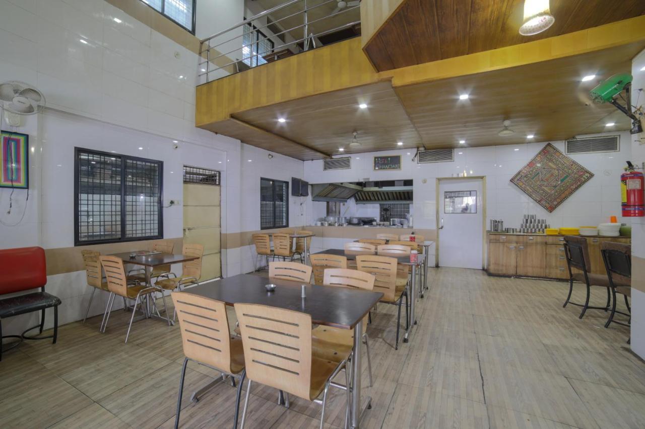 Oyo Flagship Hotel Chandani Raipur  ภายนอก รูปภาพ