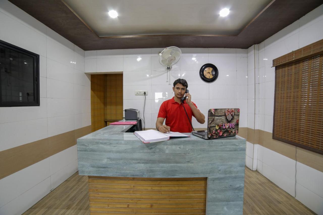 Oyo Flagship Hotel Chandani Raipur  ภายนอก รูปภาพ