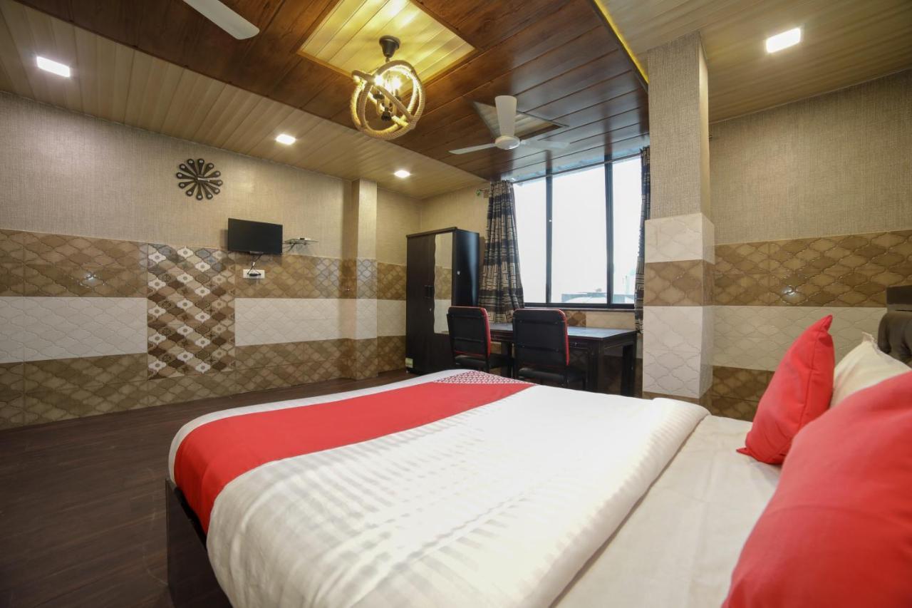 Oyo Flagship Hotel Chandani Raipur  ภายนอก รูปภาพ